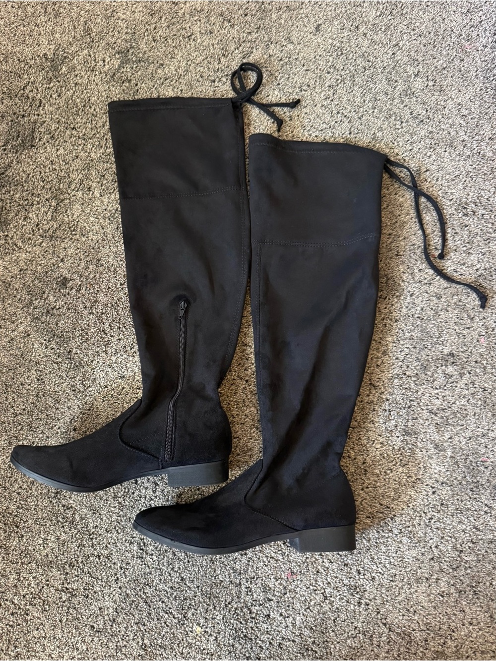 Black lWomen's high to knee Boots